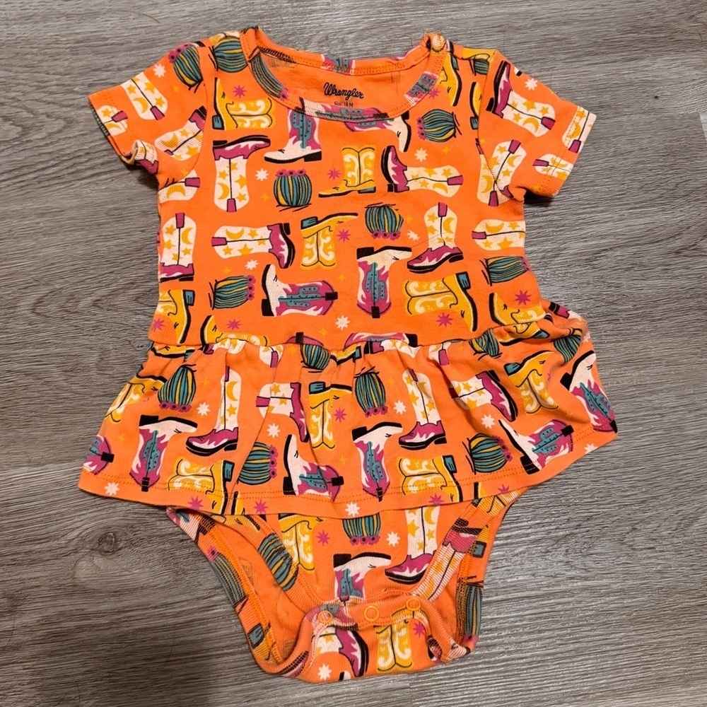 Wrangler Cowgirl Boots Western One Piece Bodysuit Orange 18 months Cactus